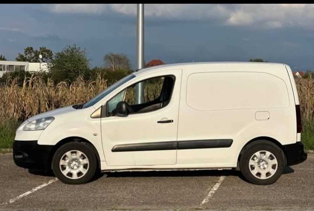 Peugeot partner 3 L 1.6 HDI A/C 2015