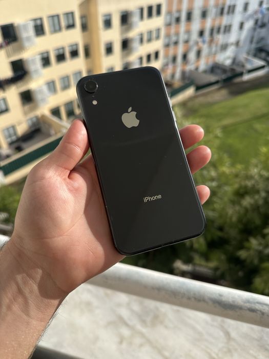 iPhone XR 64gb em bom estado