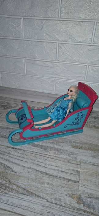 Єльза frozen з санями