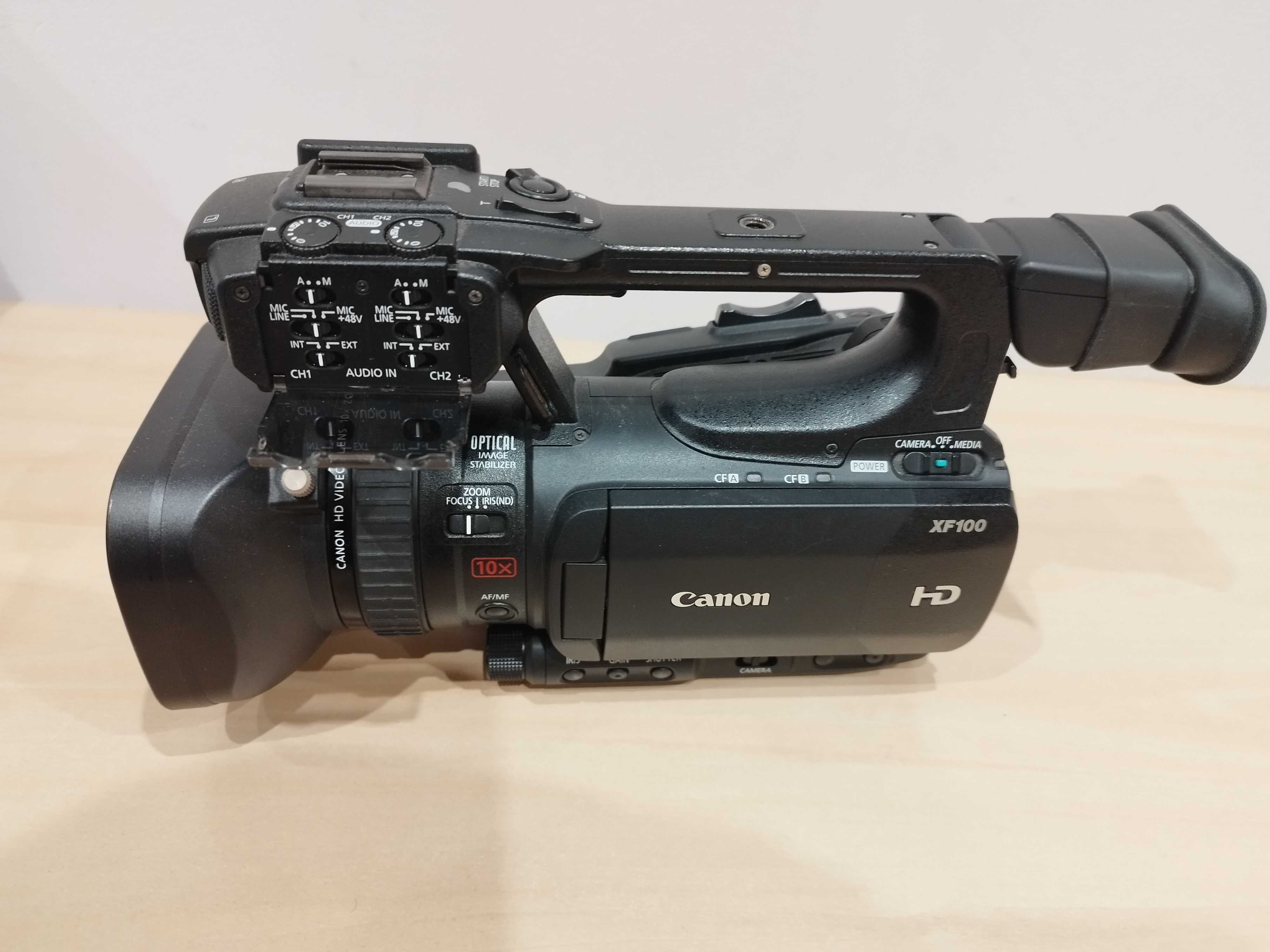 Kamera Canon XF 100