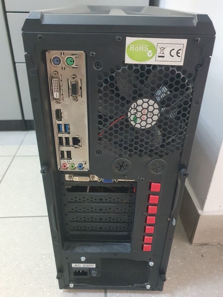 Komputer stacjonarny ssd256gb i 1tb,4x3.70gHz AMD,8gb ram, GT730 2gb