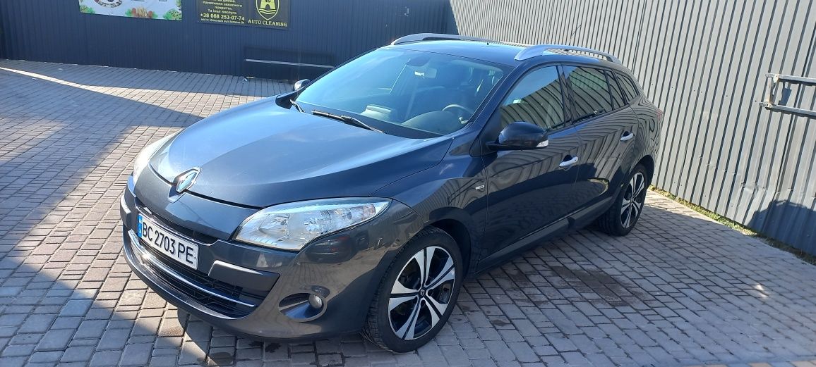 Renault Megane Bose 1.9D