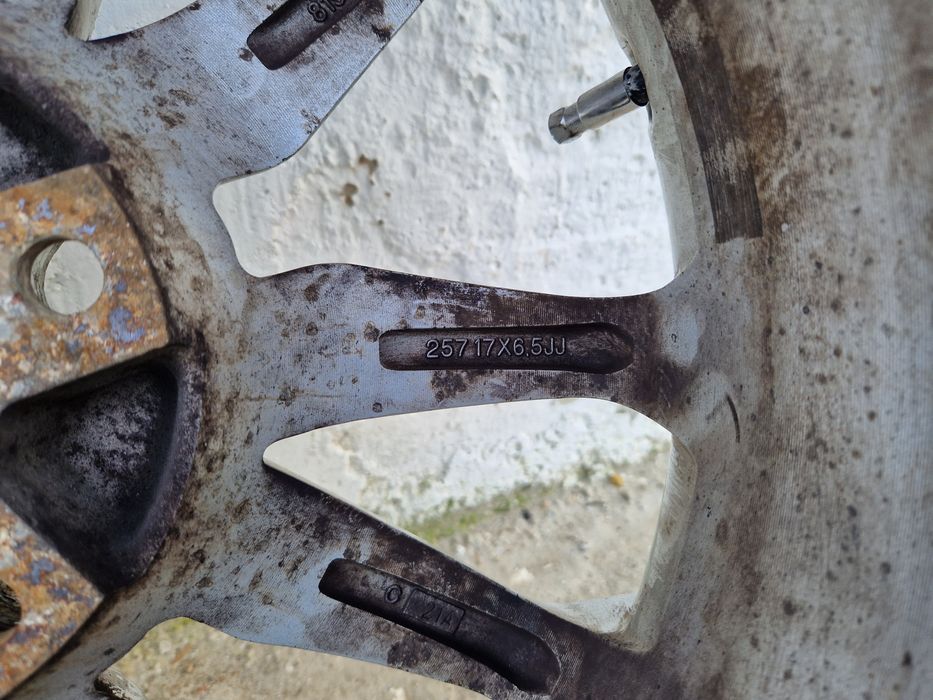 Диски та шини Taurus 401 High performance 225/50 R17