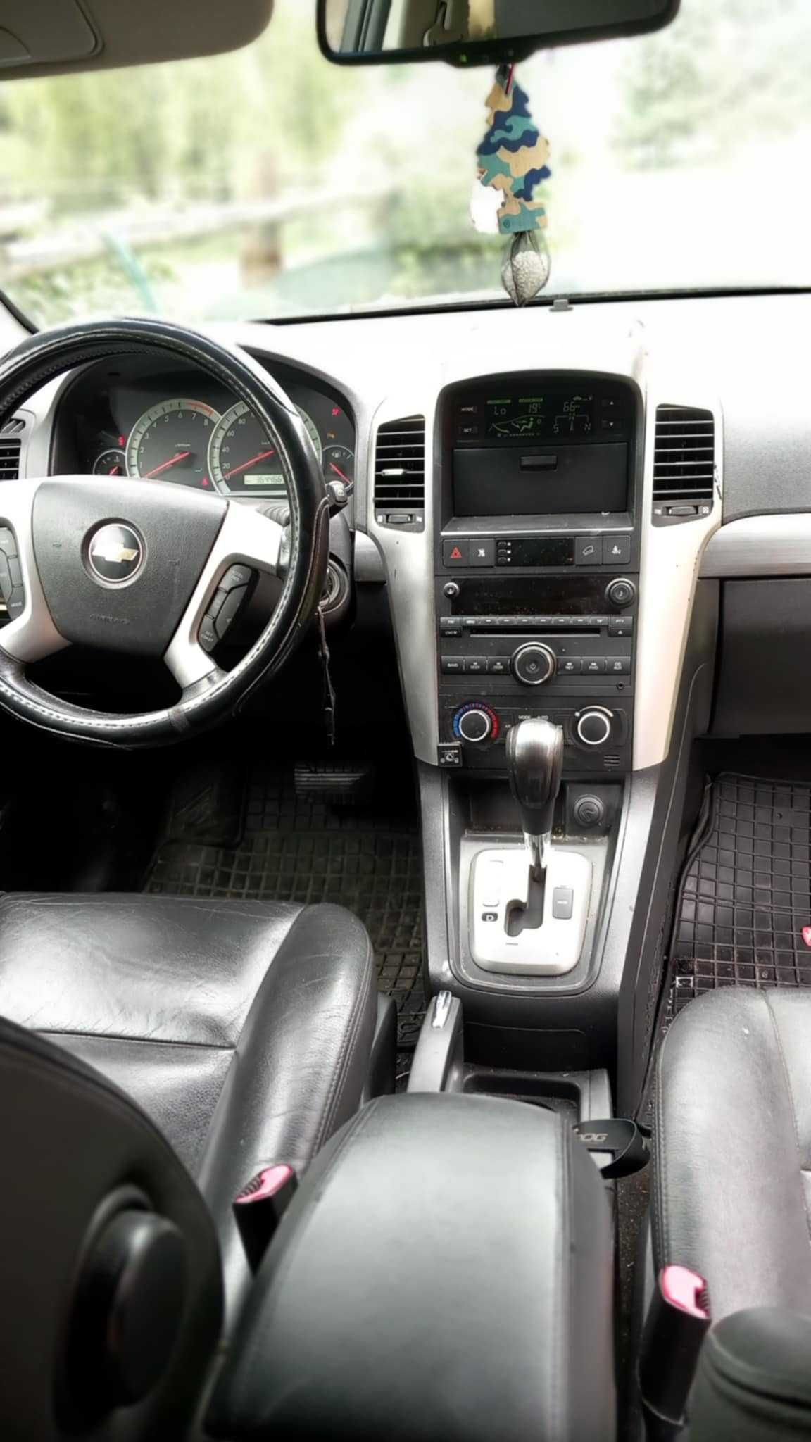 Chevrolet CAPTIVA 3.2 v6 2006 rok
