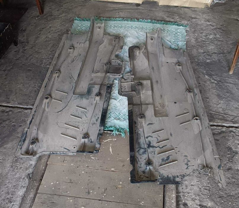 Впускний колектор до Volkswagen Polo седан