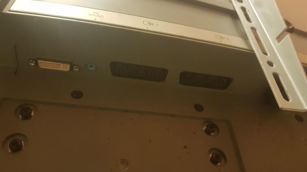Telewizor lcd LG  RZ-32LZ55  32 cale