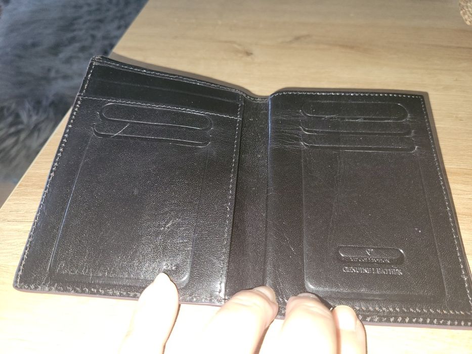 Męski portfel w kolorze brazowym