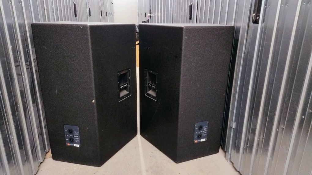 Kolumny JBL sr4735x