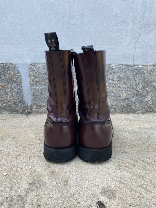 Botas em Pele testeira de aço 43