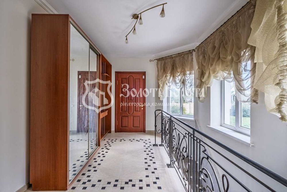 Будинок, 3 пов. 17 соток. Євроремонт. Гавронщина, Бучанський район