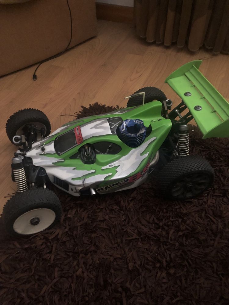 Carro 1/8 tt a gasolina