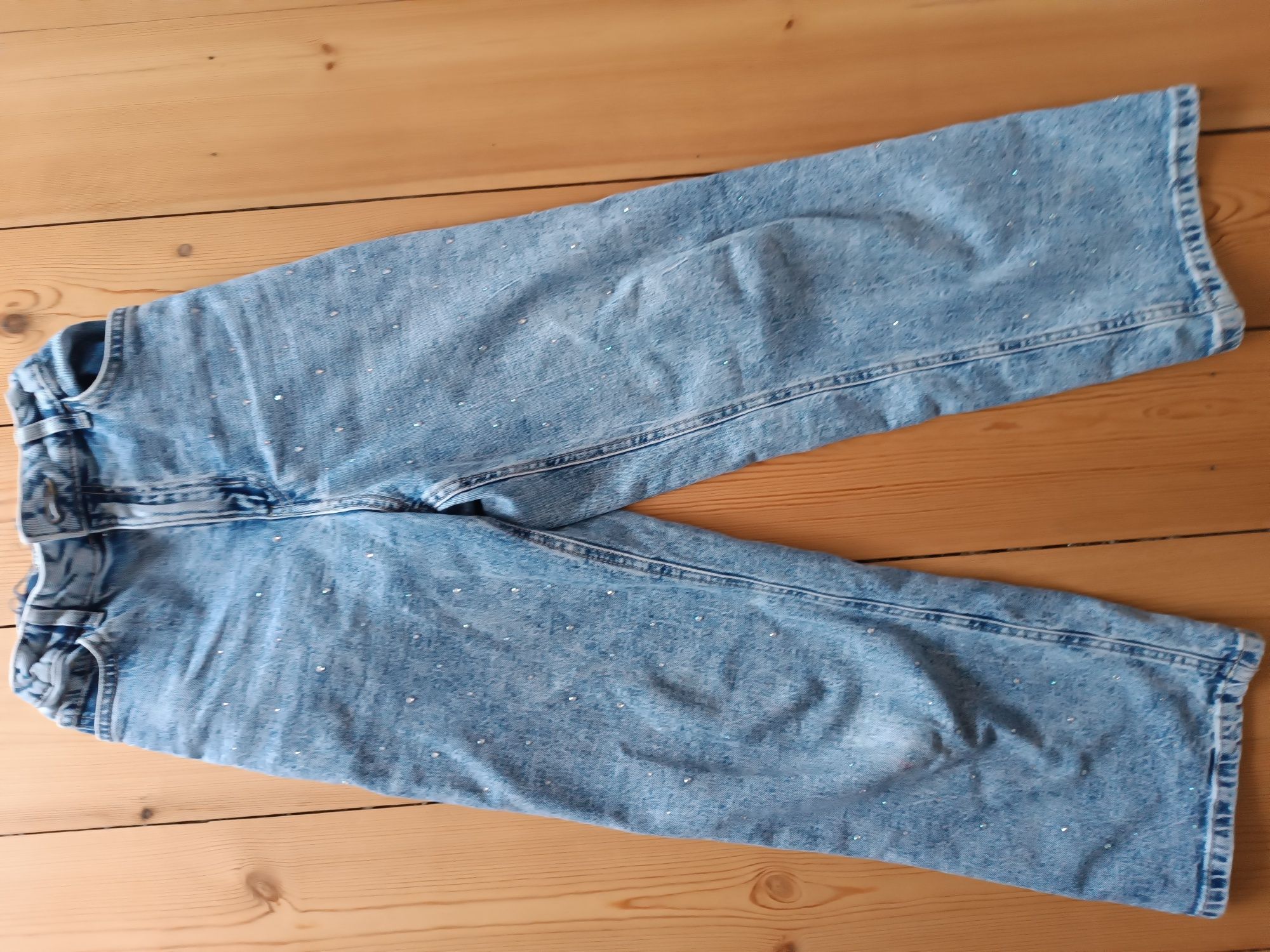Spodnie jeansowe szerokie 140