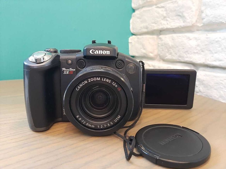 Фотоаппарат Canon PowerShot Pro Series S5 IS  Digital Camera 8.0MP