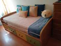 Cama solteiro com 4 gavetas