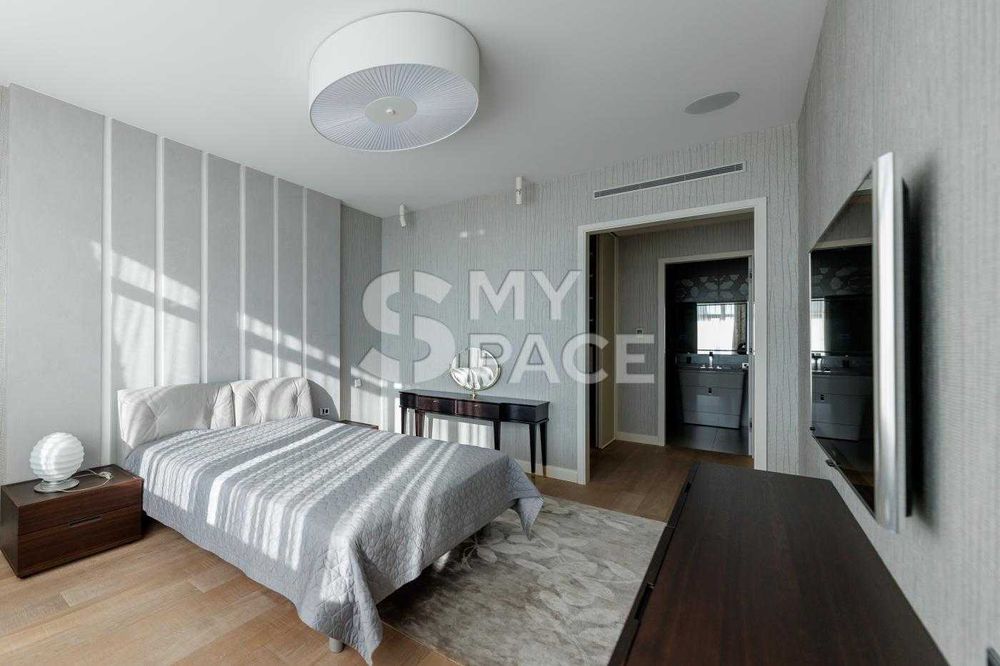 Квартира 208 м2 з ремонтом, вул. Грушевського 9а,Арсенальна