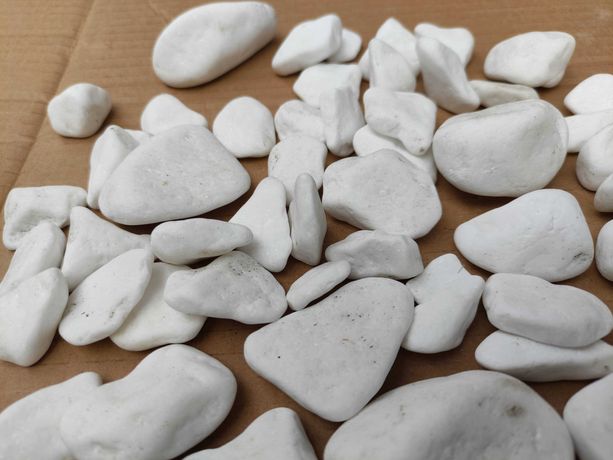 Biały kamień ozdobny 3-7cm - 1,8zł/1kg