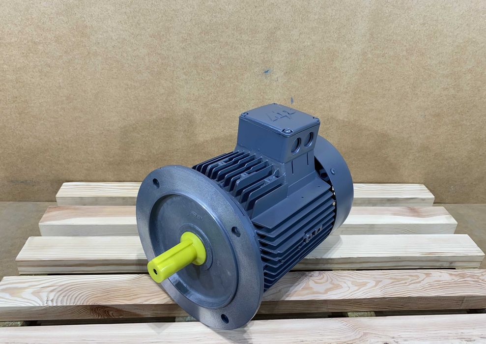silnik elektryczny 5,5kW 2855obr. 3fazowy