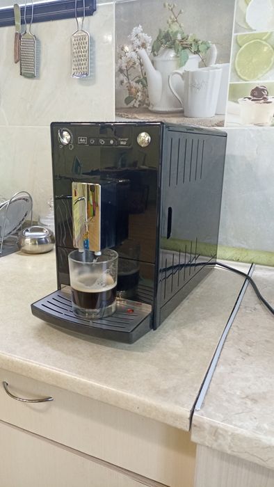 Кавомашина кофемашина Melitta Caffeo Solo ОБСЛУЖЕНА ГЛОБАЛЬНО Германия