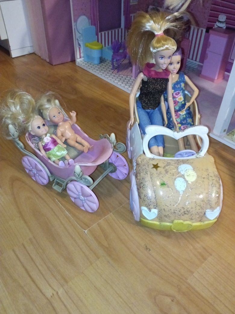 Domek dla lalek + lalki + meble+ auto