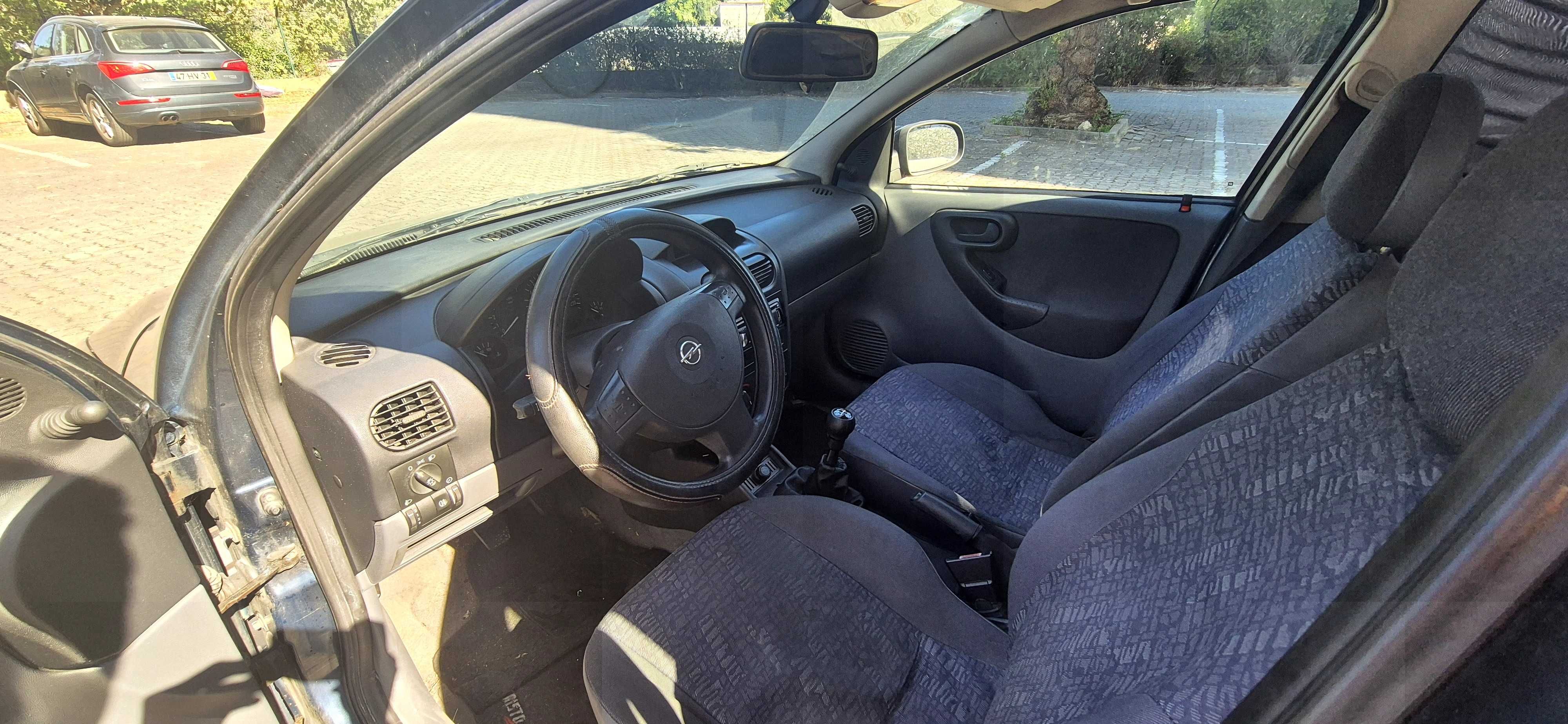 Opel Corsa Azul 2001