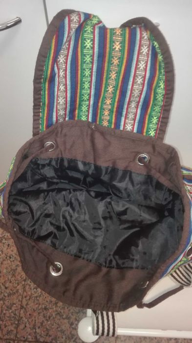 Mochila em bom estado