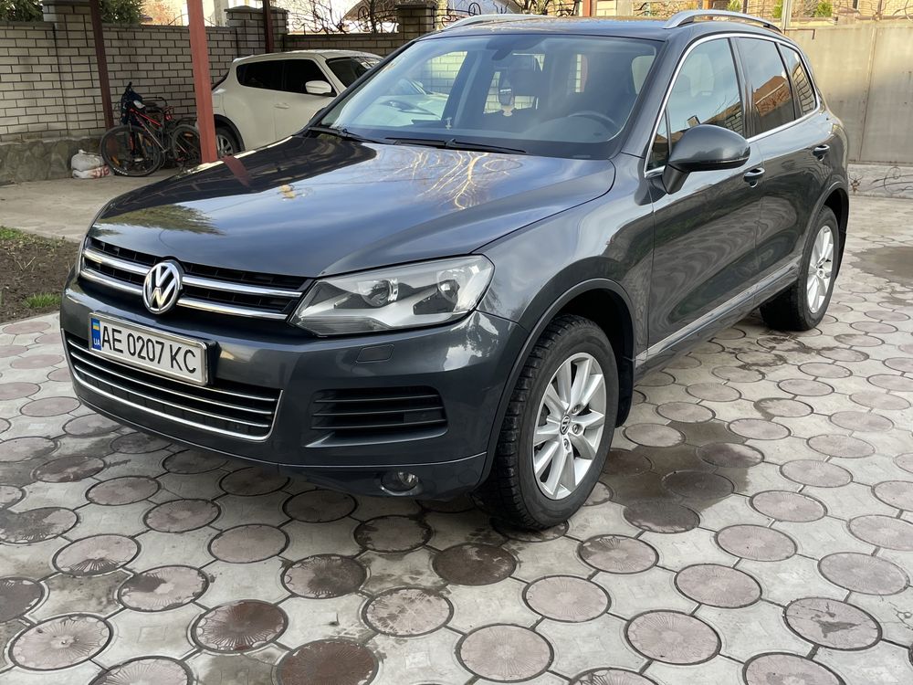 Volkswagen Touareg 2012 3.0 дизель