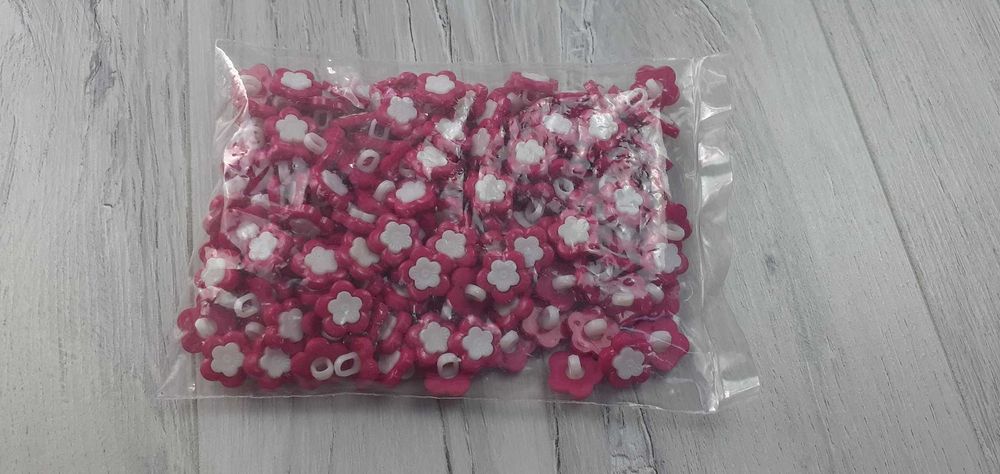 guziki kwiatki 144 sztuki, guziki ozdobne, dziecięce, różowe kwiatki