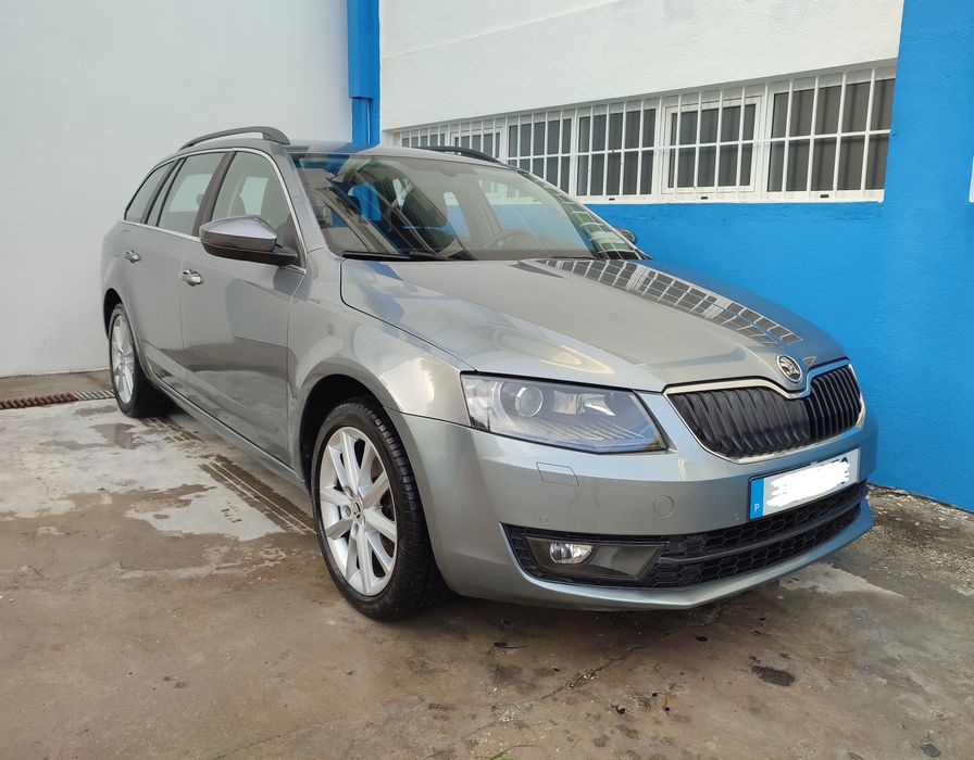 Skoda Octavia Break TDI versão Sport