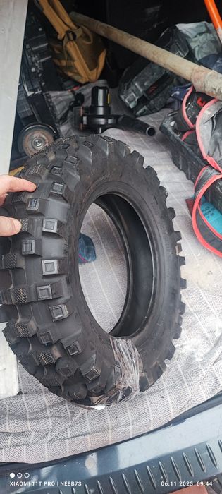 Шукаю покришку на скутер 120/90/10