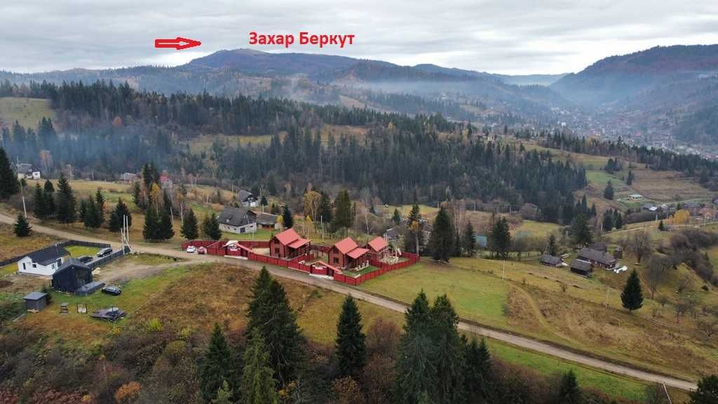 продаж будинку в Карпатах