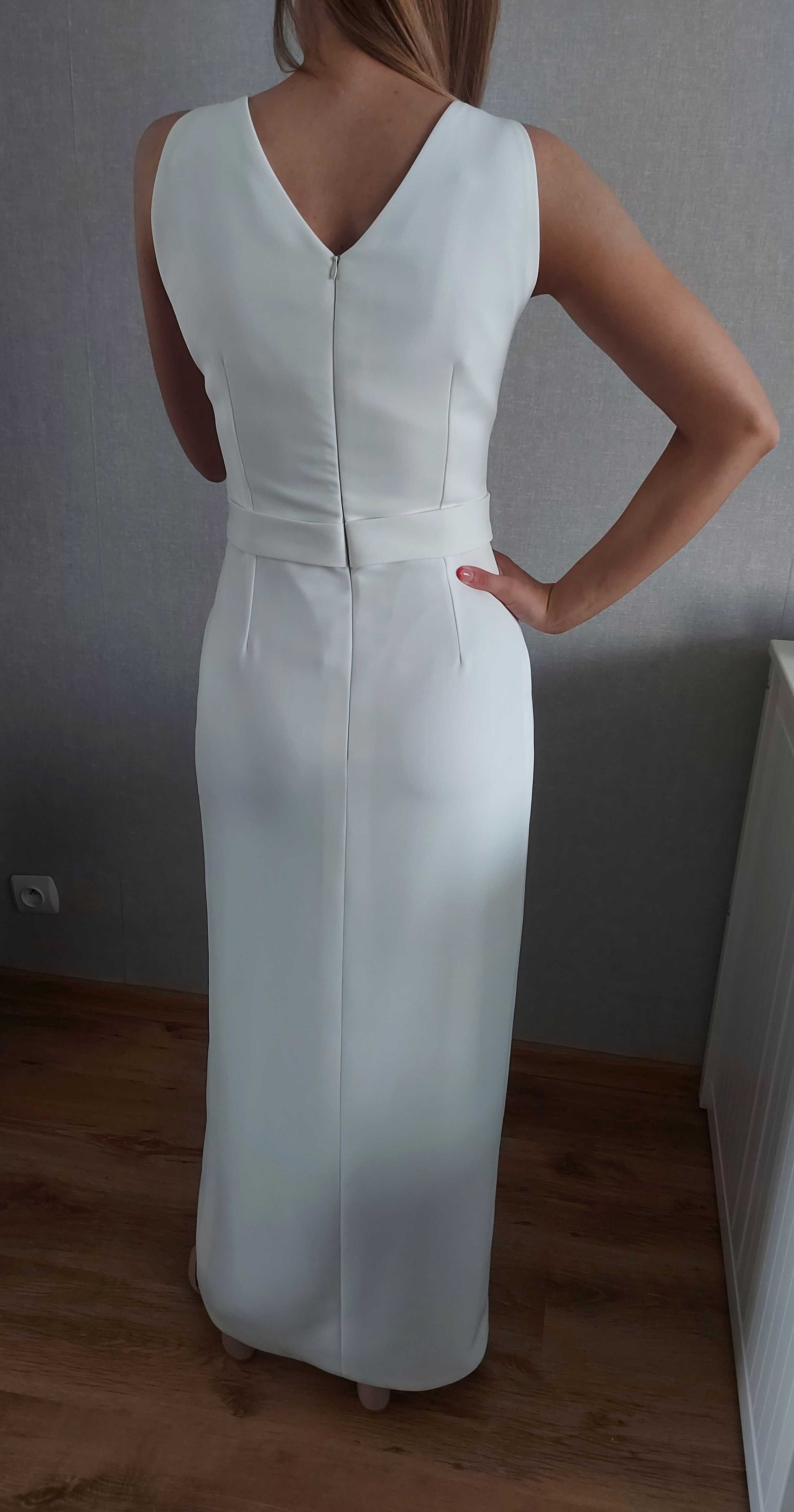 Elegancka długa sukienka