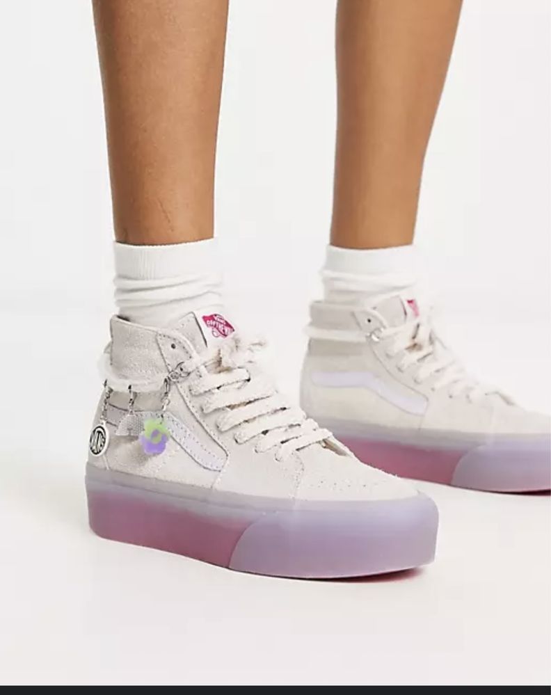 Vans x IreneisgoodUA buty sportowe na platformie 36,5