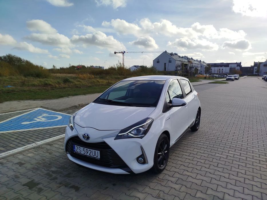 Toyota Yaris Toyota Yaris Hybrid Y20