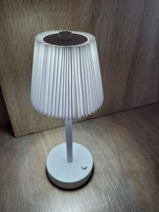 Lampka ozdobna akumulatorowa