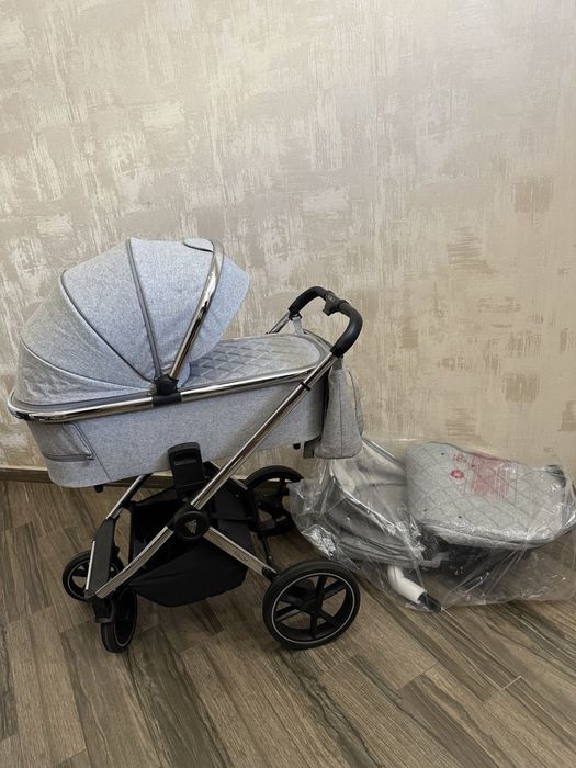 Детская коляска от британского бренда Venicci