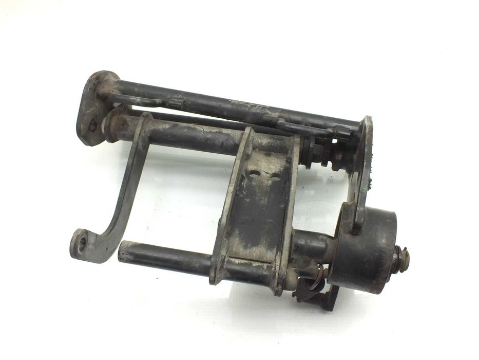 Gilera Nexus 125 wahacz sanki mocowanie silnika