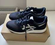 Мужские кроссовки. Синие замш. Asics.Размер на 43(28 см)