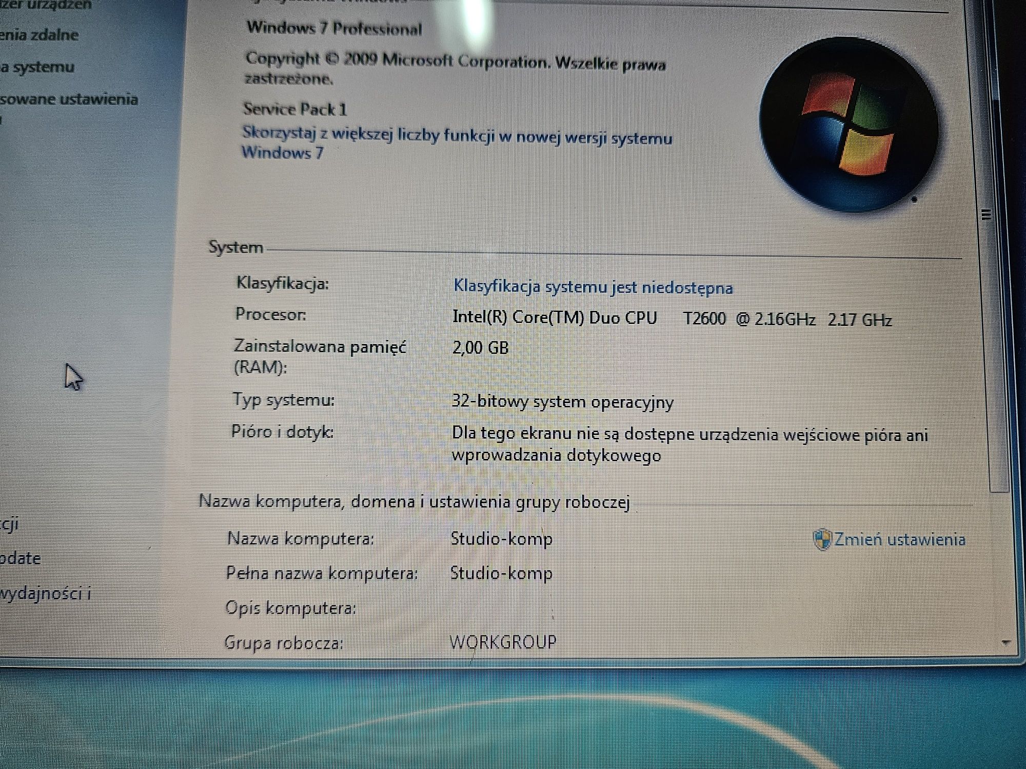 Laptop hp 530 2gb win7 ,WiFi 5ghz ,ssd