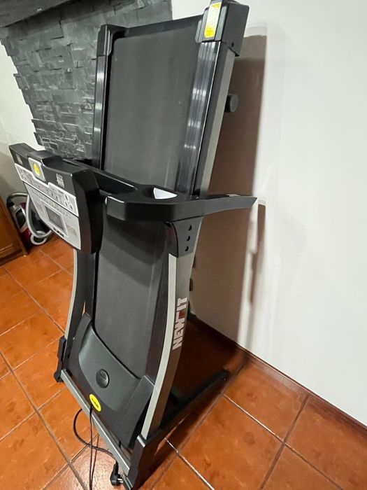 Passadeira elétrica em bom estado. Apenas com entrega em mão.