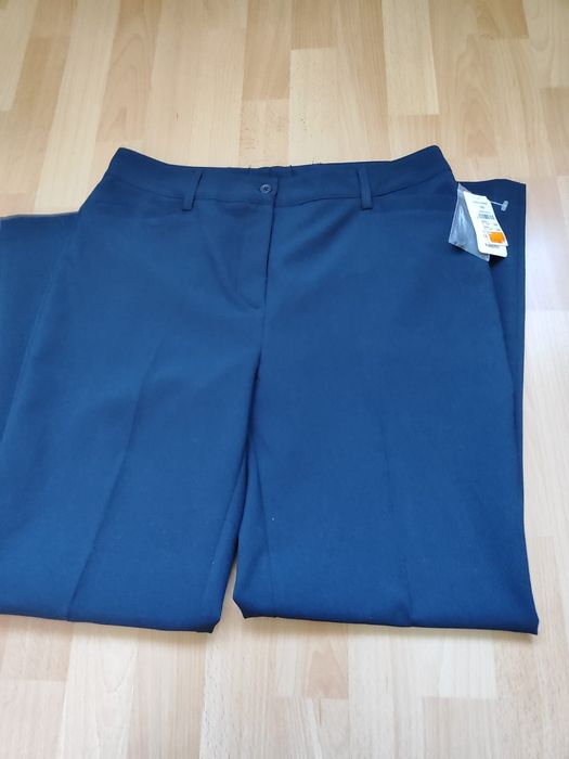 Spodnie damskie materiałowe nowe  Kappa