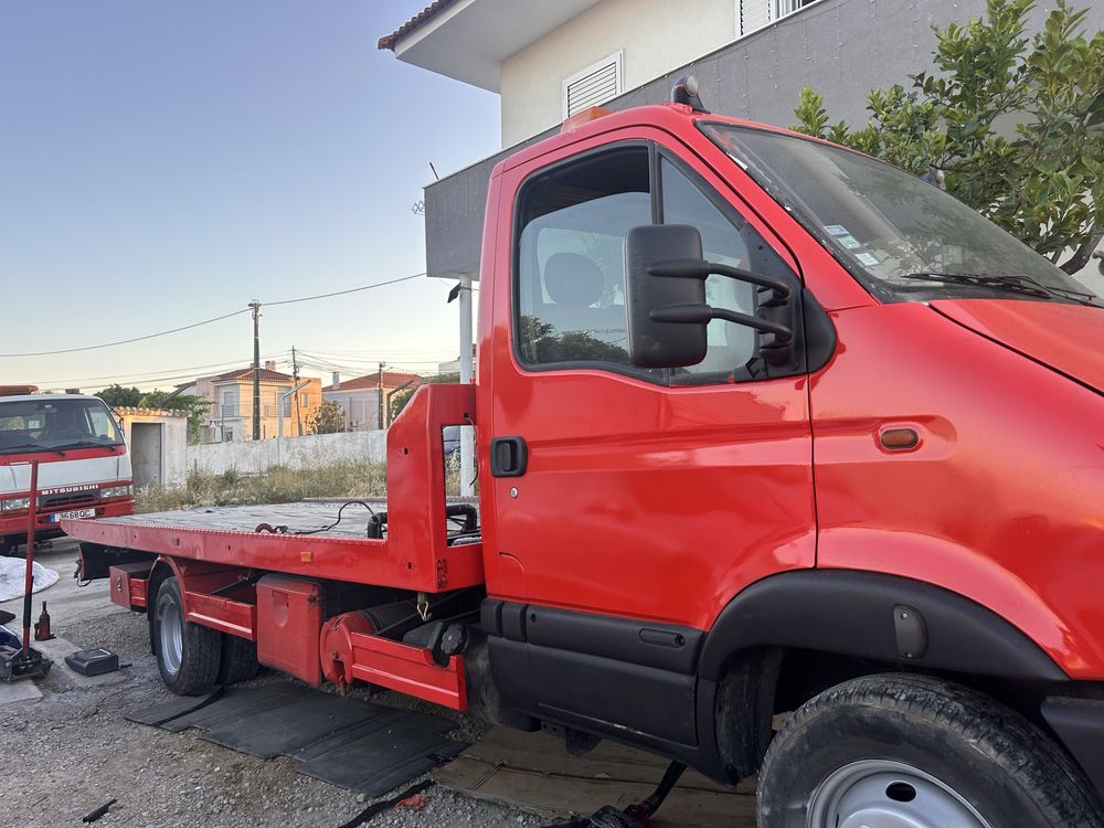 Pronto socorro Renaut Mascott mecanica Iveco 2.800