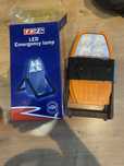 Lampa ostrzegawcza awaryjna LED