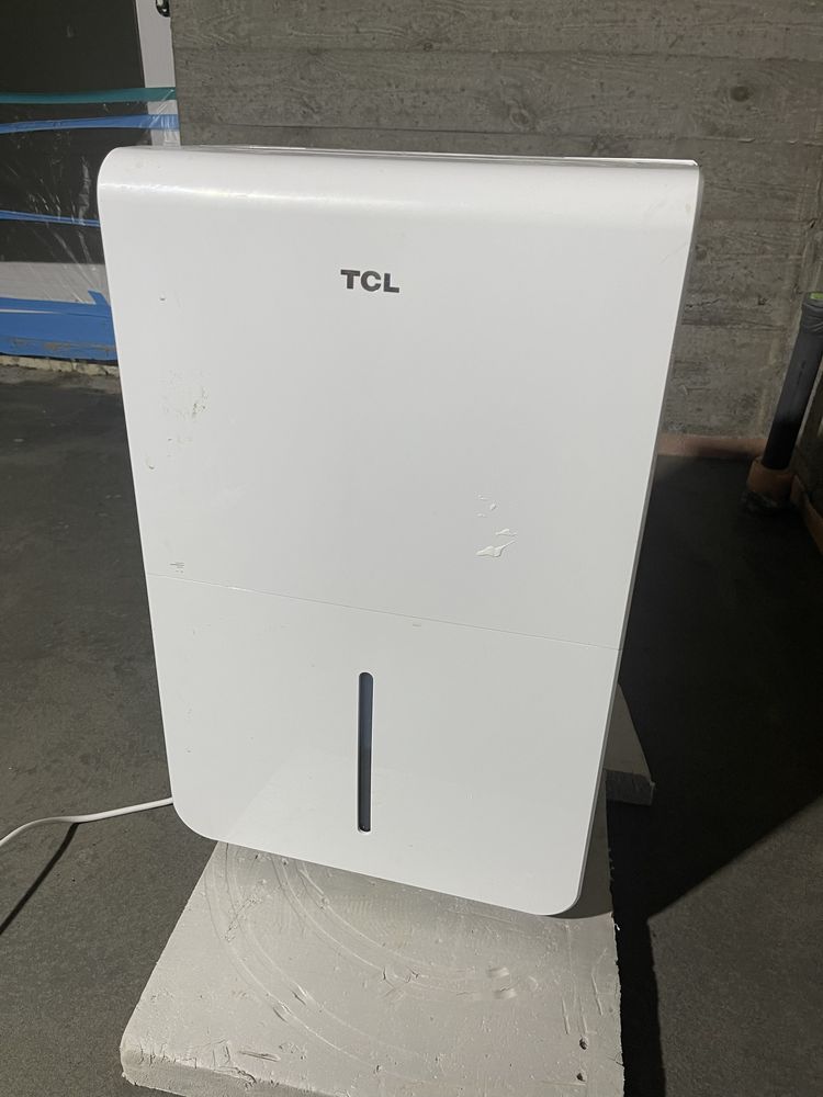 Осушувач TCL DEM50EB