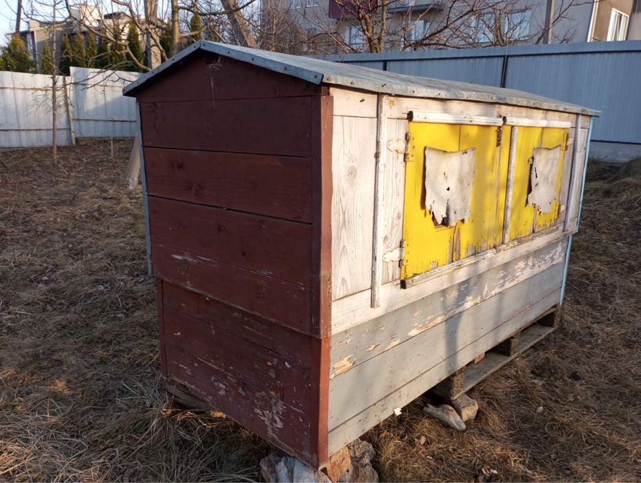 Продам епі домік з бджолами