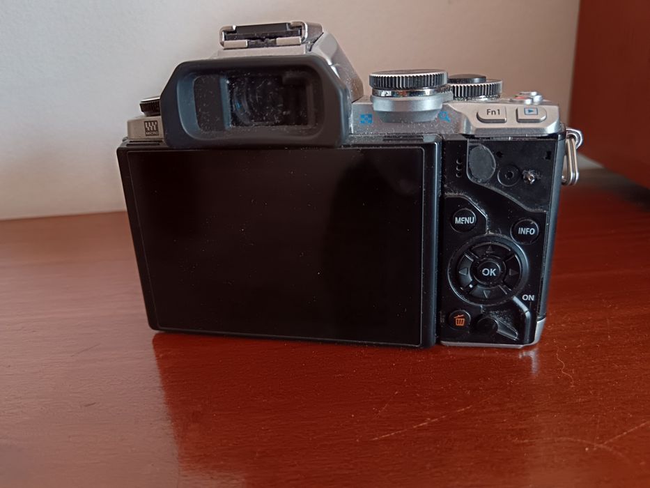 Olympus OM-D E-M10 com Lumix G Vario 12-32mm f/3.5-5.6