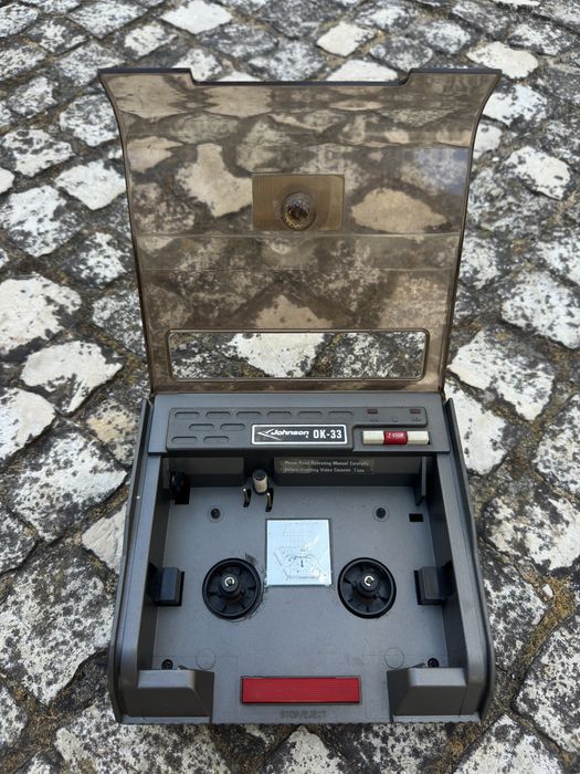 Johnson OK-33 - Rebobinador cassestes VHS