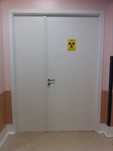 Porta plumbífera, ou plumbinea, blindada a chumbo