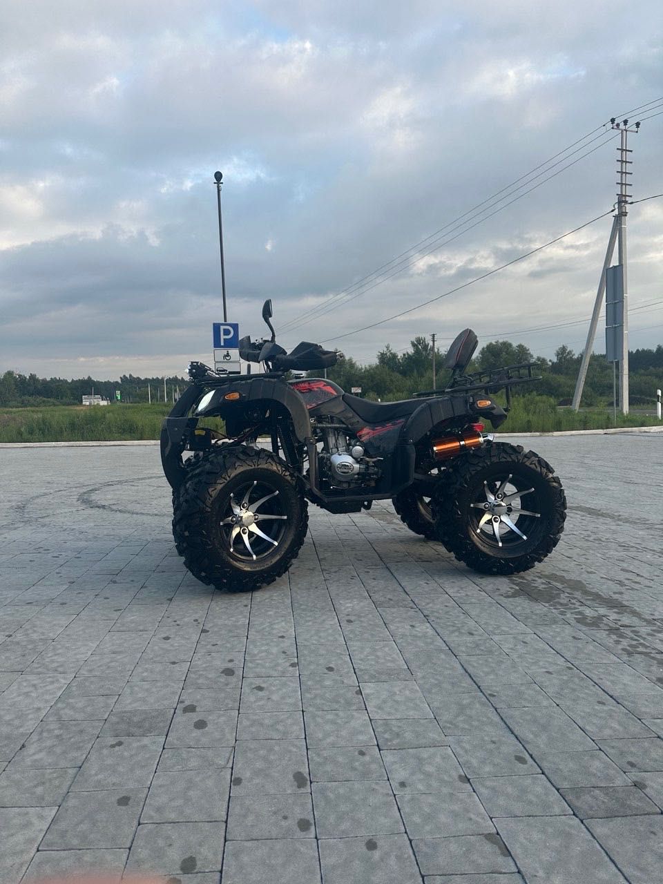 Квадроцикл хамер250