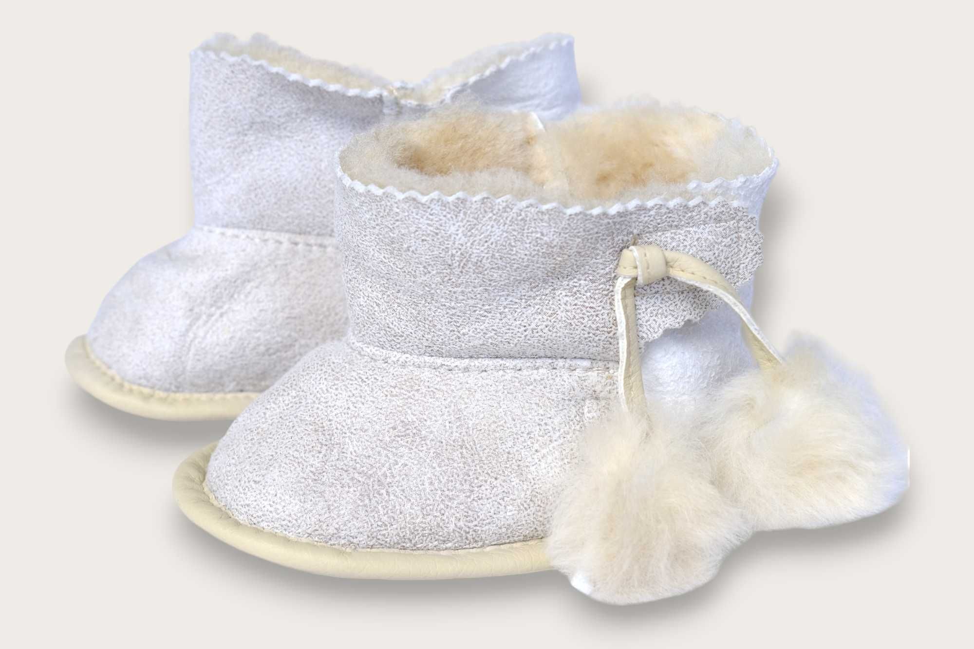 Bamboszki góralskie paputki niechodki buciki naturalna skórzane 12cm