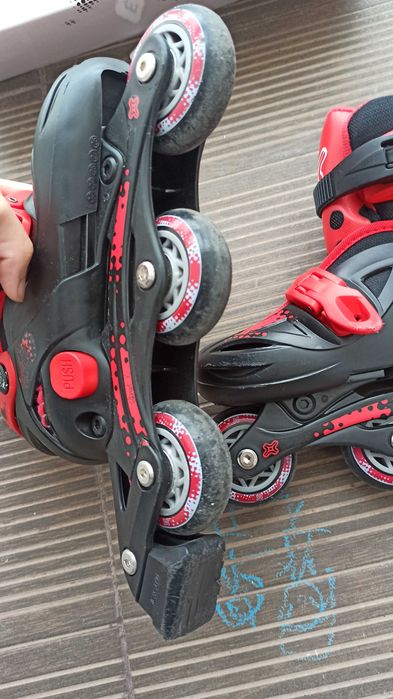 Patins em linha tam26/30